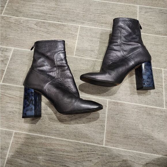 Crosswalk Preto Eclat Ankle Boot - Picture 2 of 13
